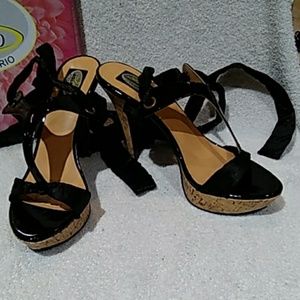 Bolaro ankle tie heels NIB